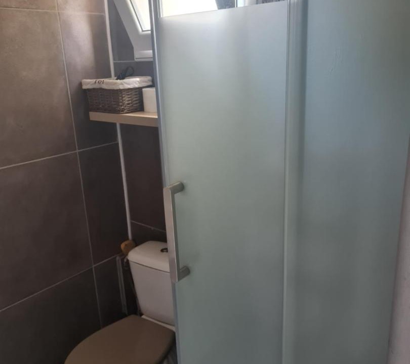 Photo of Bathroom in Arles