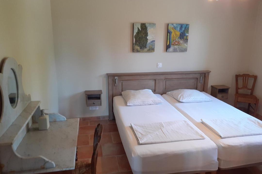 Photo of Bedroom in Maussane