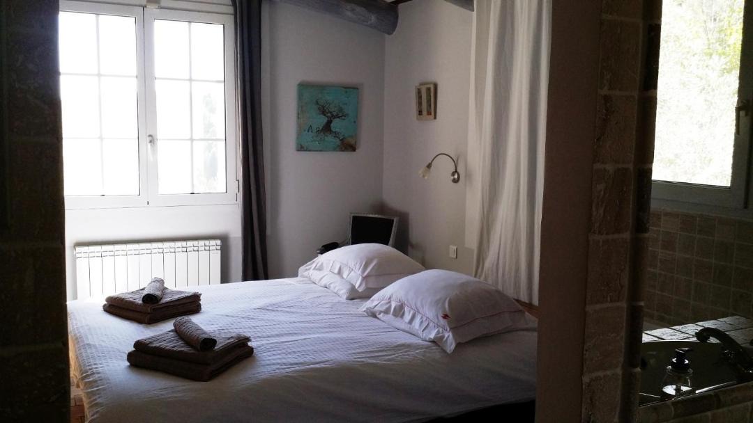 Photo of Bedroom in Saumane-de-Vaucluse