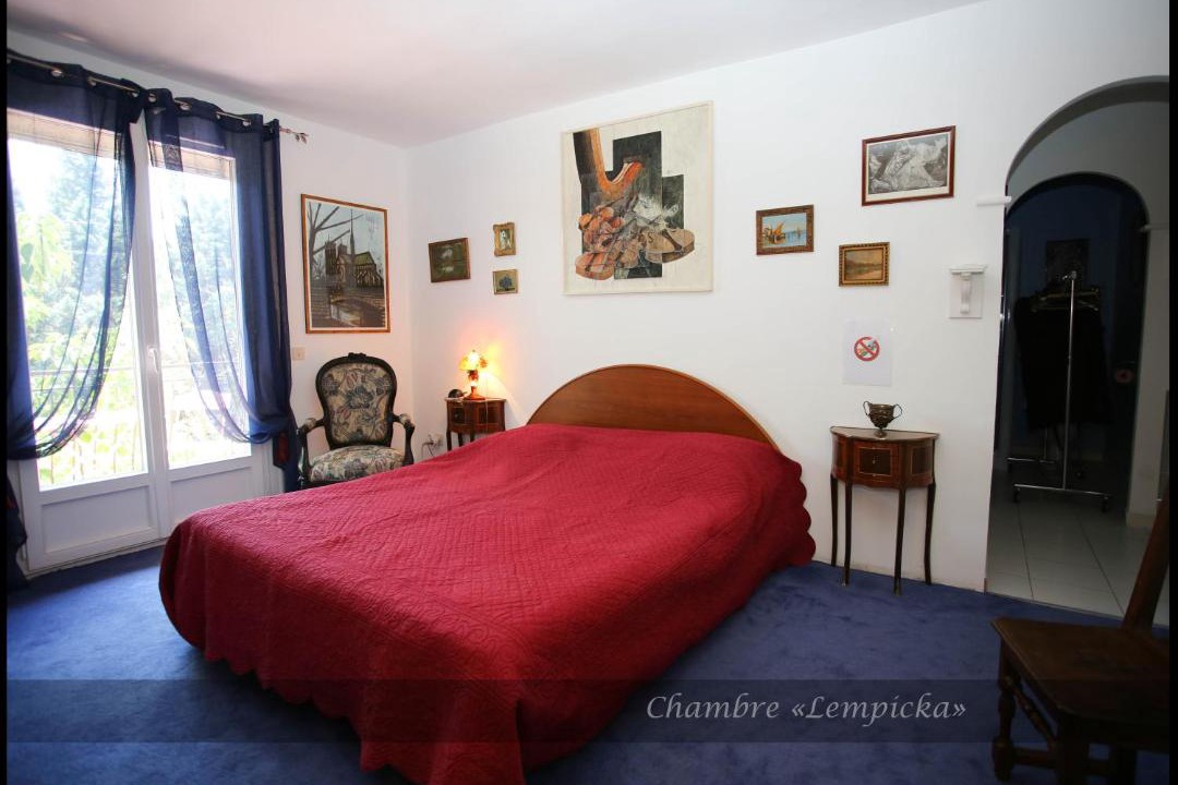 Photo of Bedroom in Ledenon