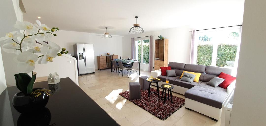 Photo of Livingroom in Saint-Cannat