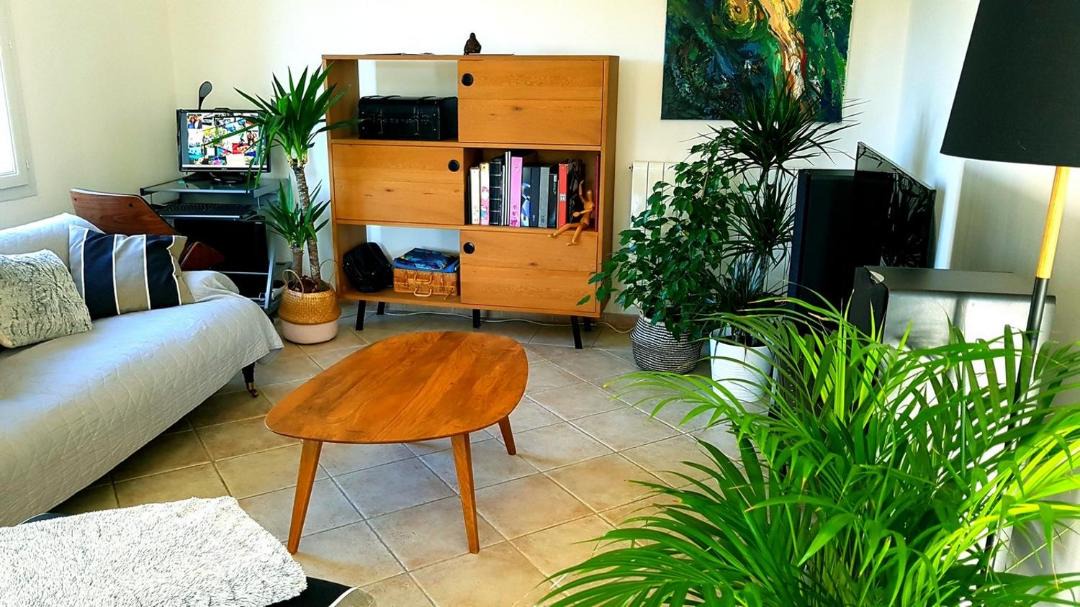 Photo of Livingroom in Orange