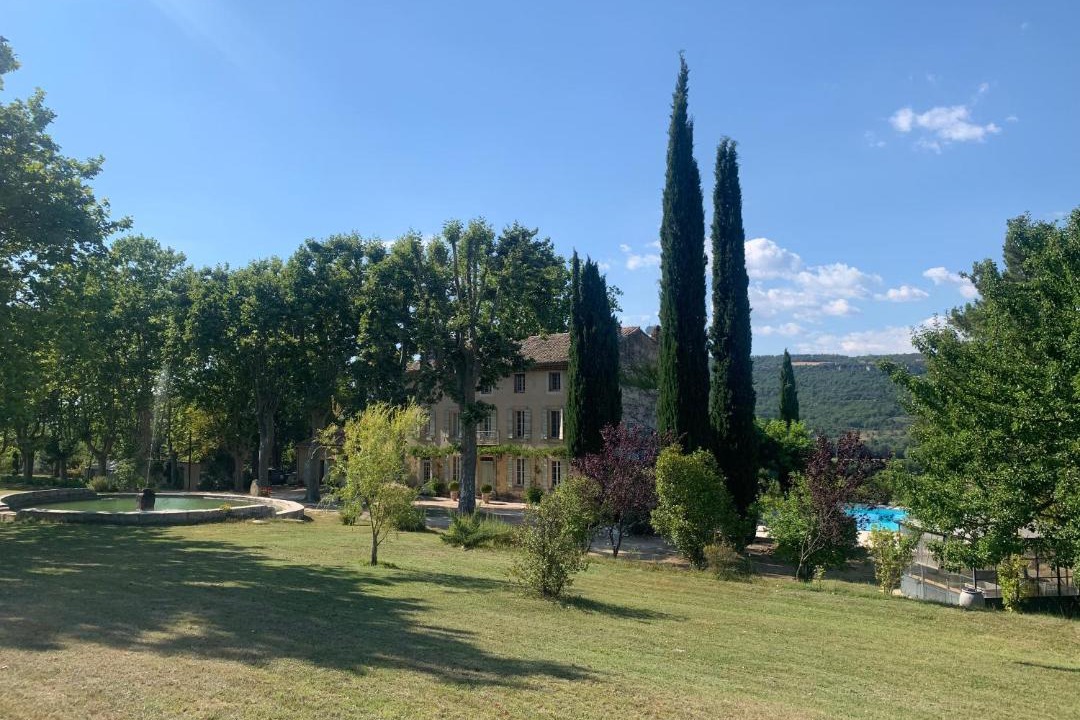 Photo of Others in Saint-Martin-de-Castillon