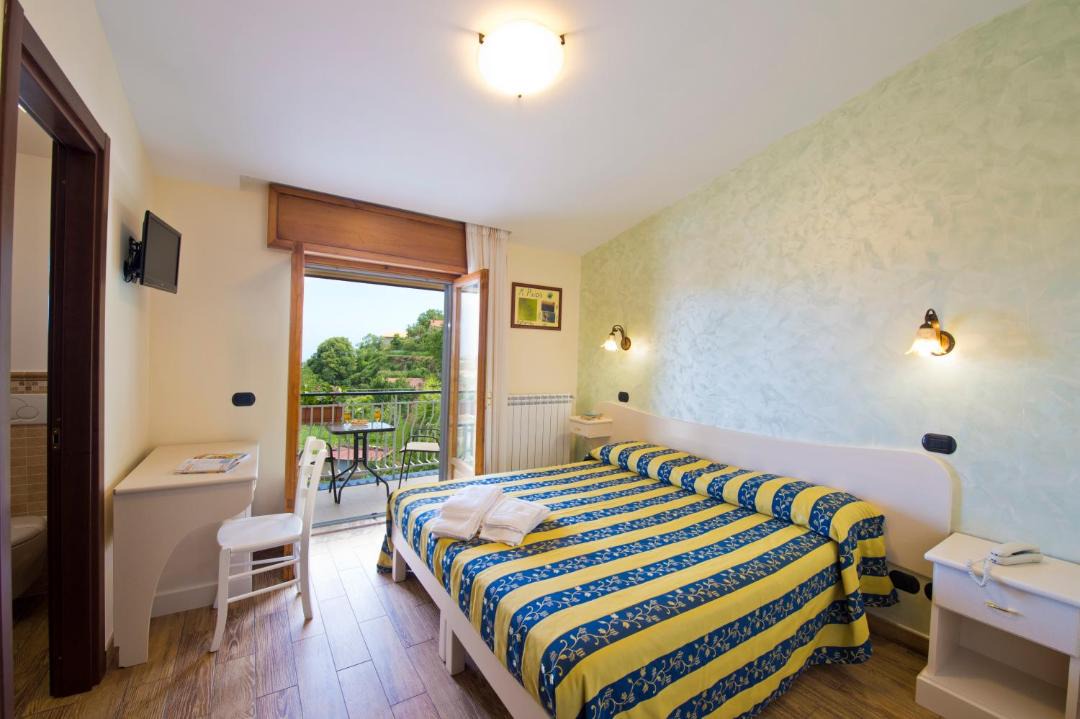 Photo of Bedroom in Bomerano