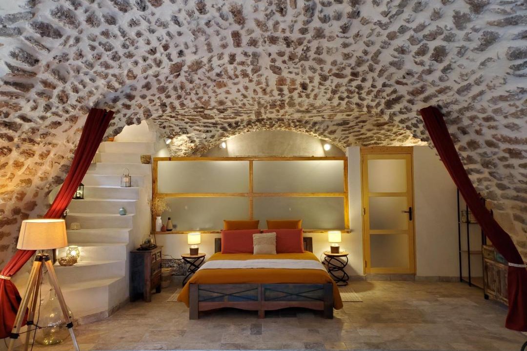 Photo of Bedroom in Cornillon-Confoux