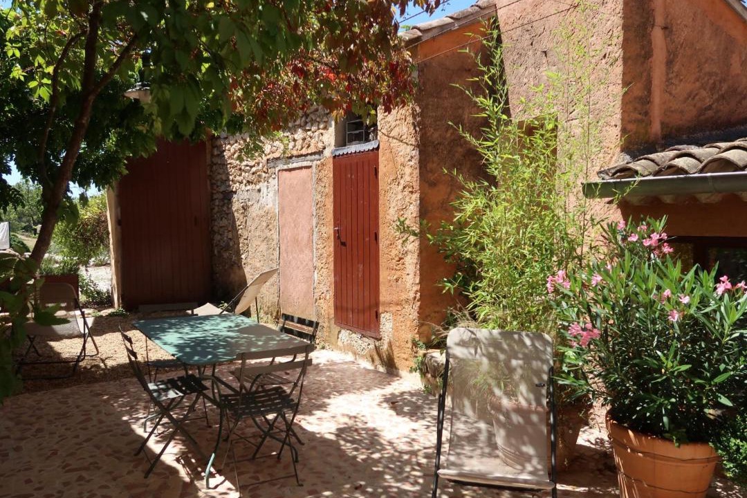 Photo of Patio Balcony in Saint-Saturnin-les-Apt