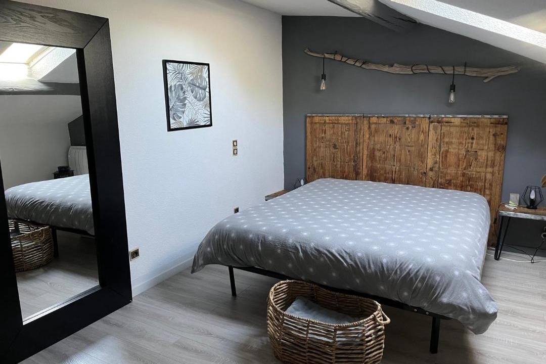 Photo of Bedroom in Entraigues-sur-la-Sorgue