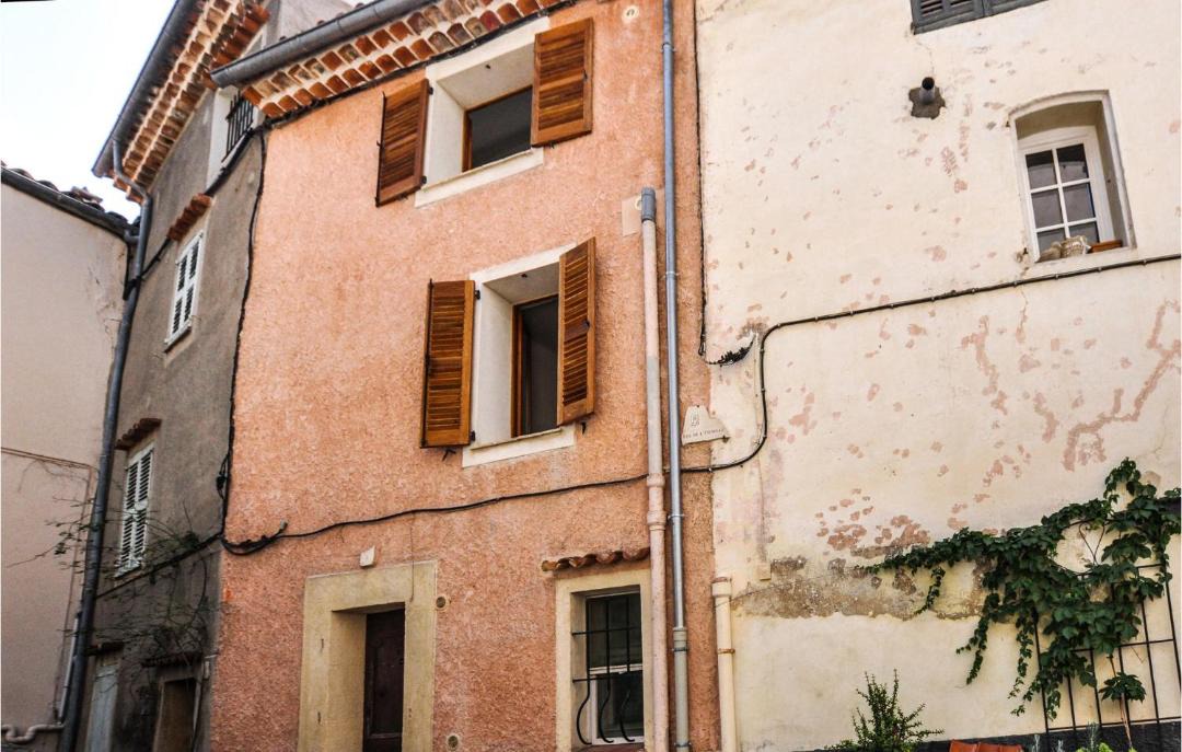 Photo of Buildings in Claviers