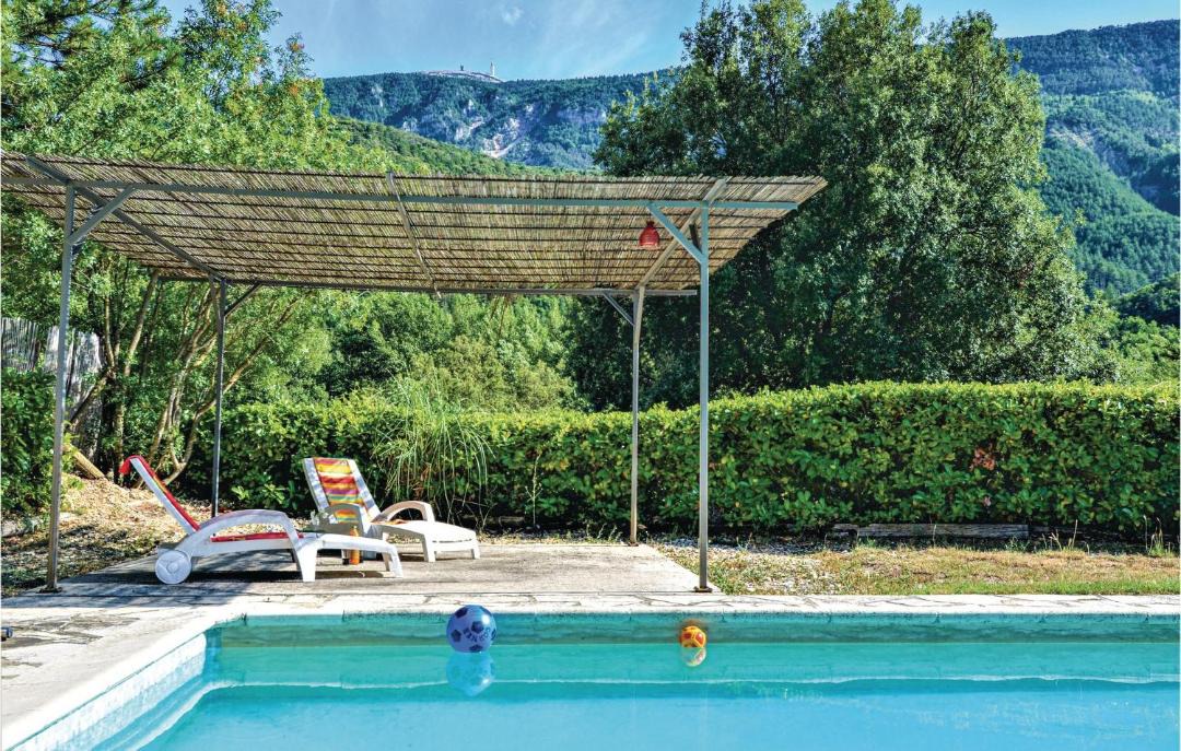 Photo of Outdoor in Saint-Leger-du-Ventoux