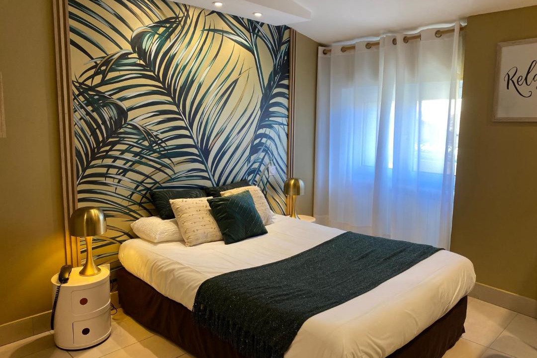 Photo of Bedroom in Orange