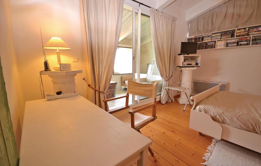 Photo of Bedroom in Viens