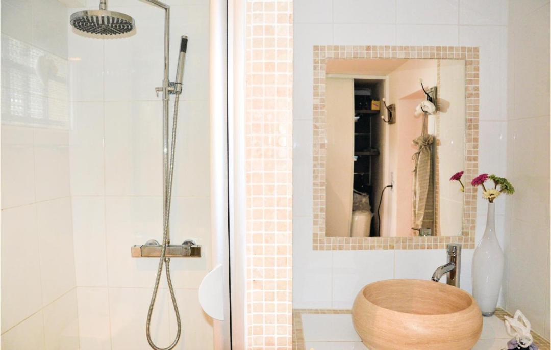 Photo of Bathroom in Pourcieux