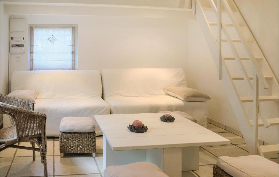 Photo of Livingroom in Pourcieux