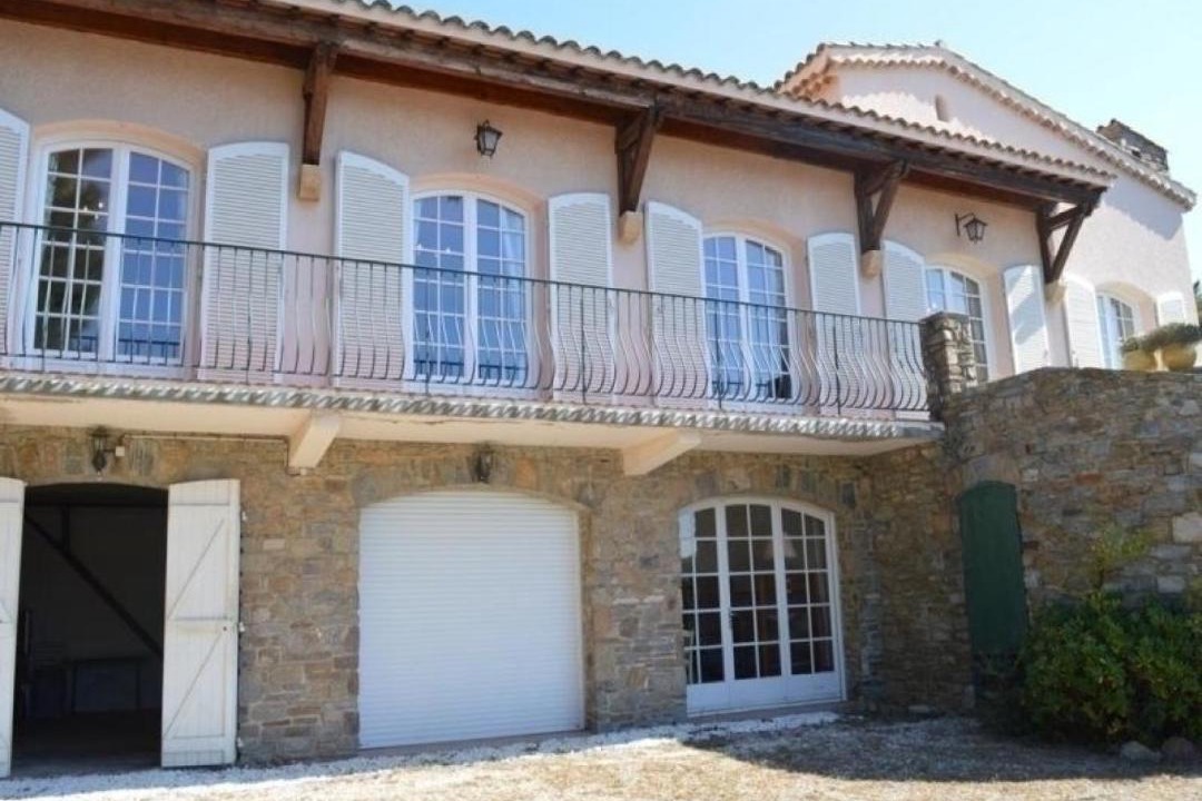 Photo of Buildings in Cavaliere