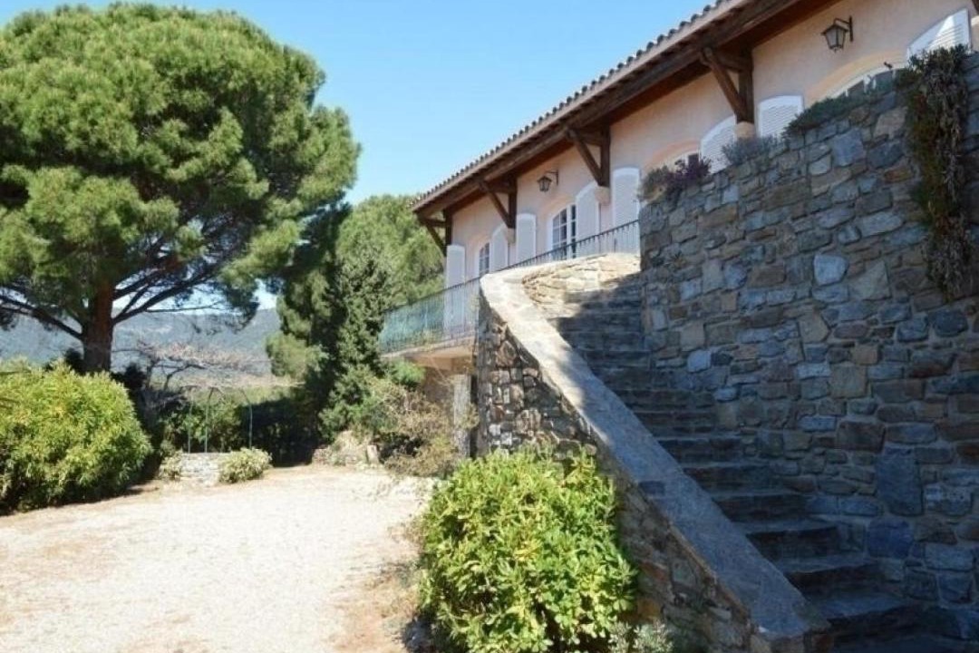 Photo of Buildings in Cavaliere