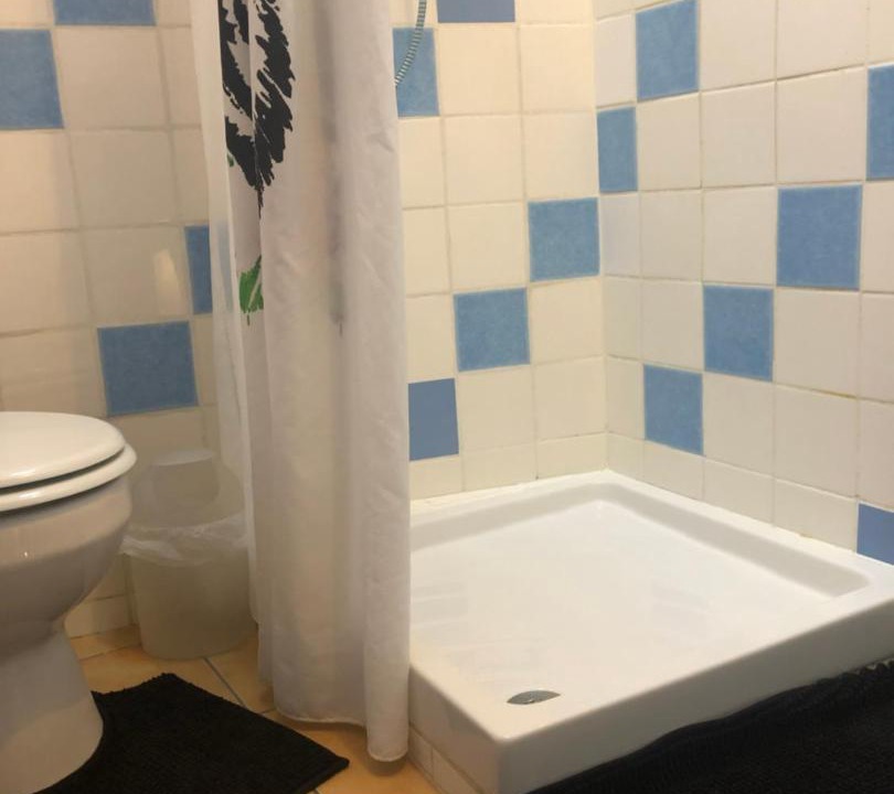 Photo of Bathroom in Sablet