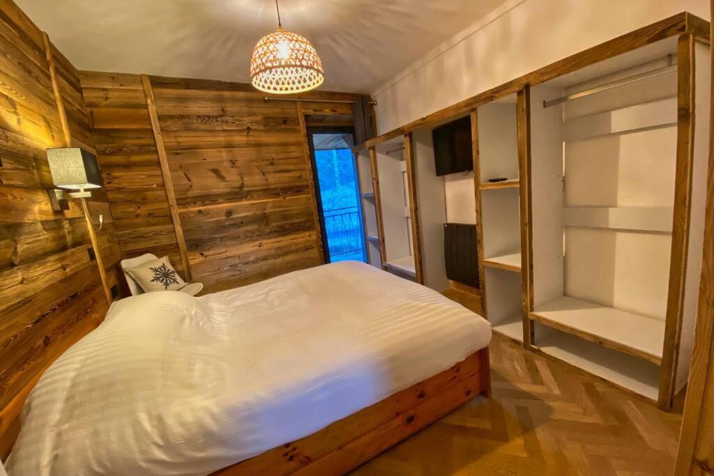 Photo of Bedroom in Les Sagnieres