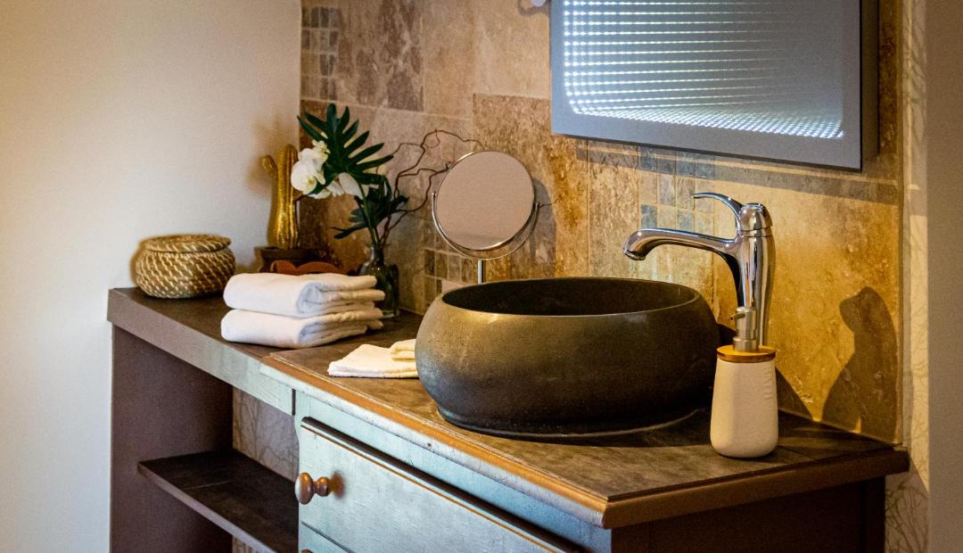 Photo of Bathroom in Roquemaure
