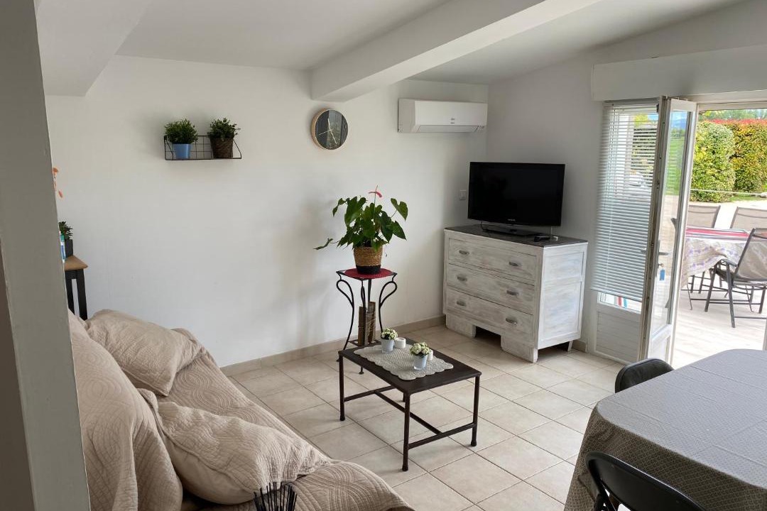 Photo of Livingroom in Pernes-les-Fontaines