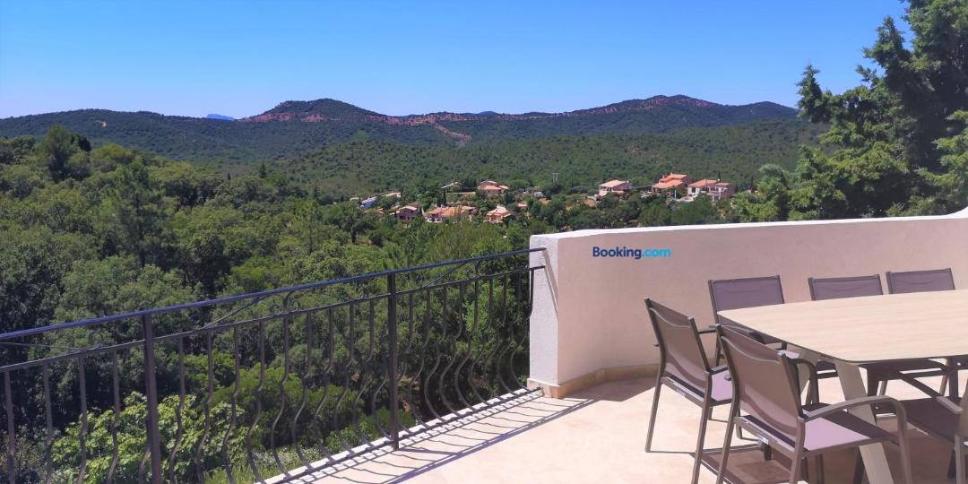 Photo of Patio Balcony in La Londe-les-Maures