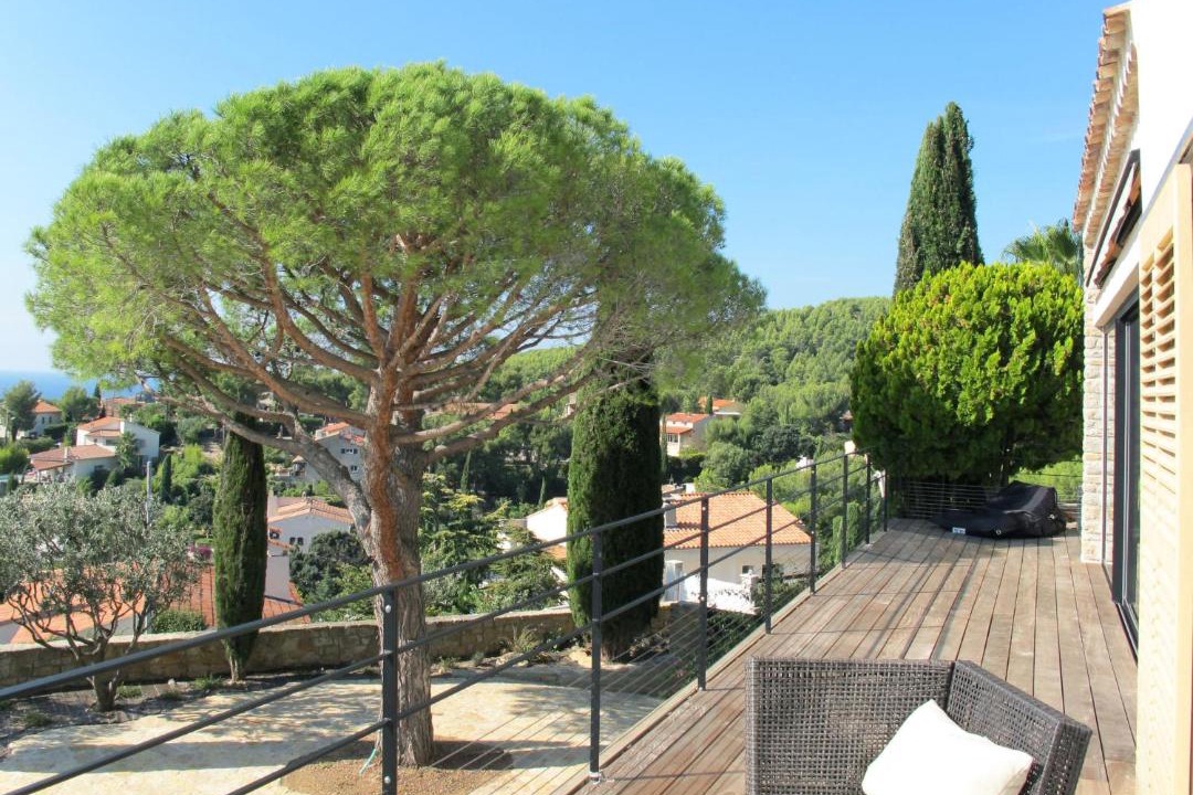 Photo of Others in Bandol