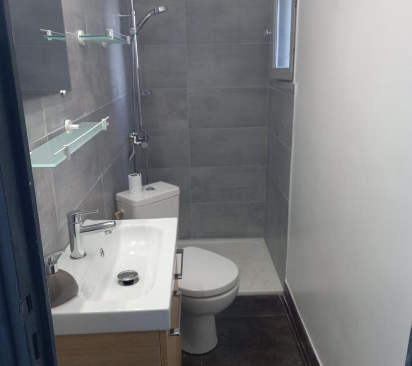 Photo of Bathroom in Roquemaure