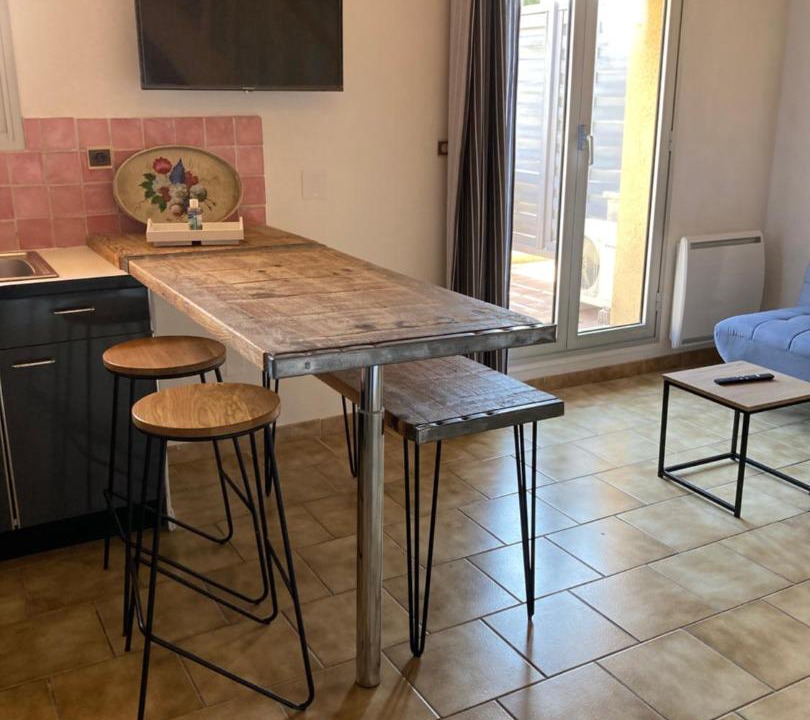 Photo of Kitchen in Entraigues-sur-la-Sorgue