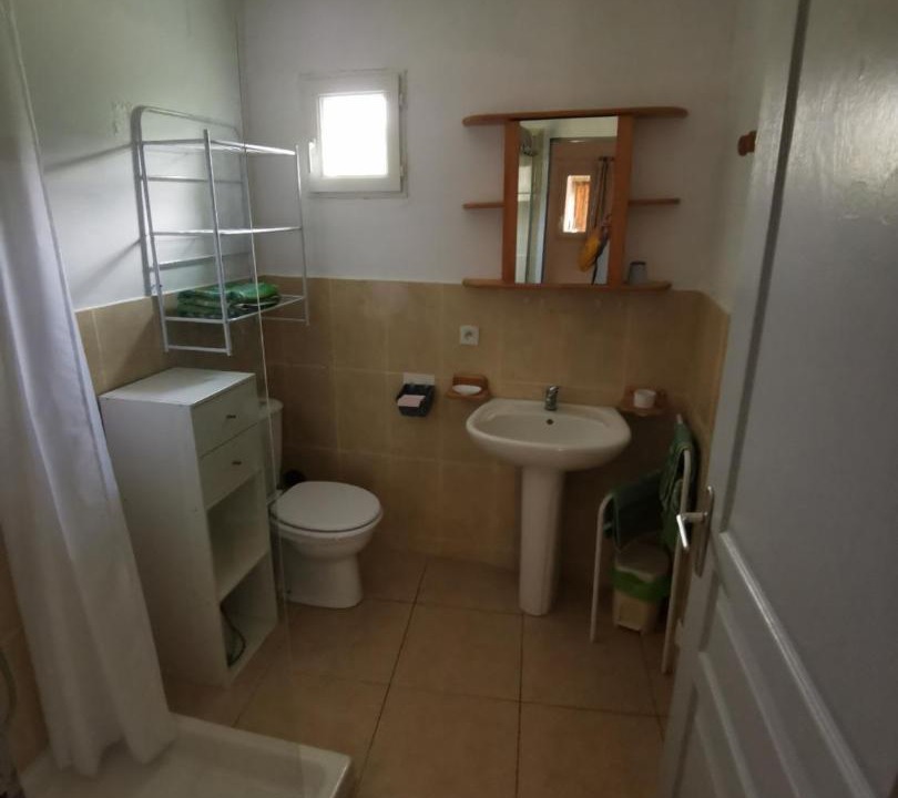 Photo of Bathroom in Lagnes