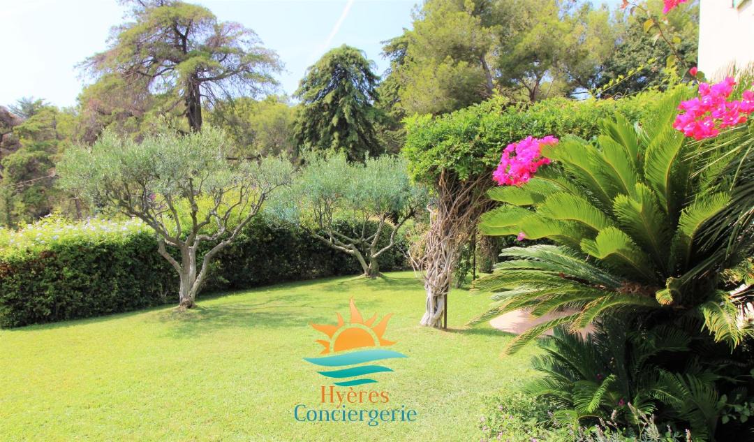 Photo of Outdoor in Carqueiranne