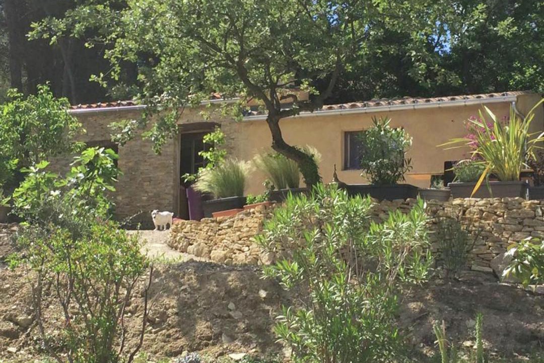 Photo of Buildings in Faucon