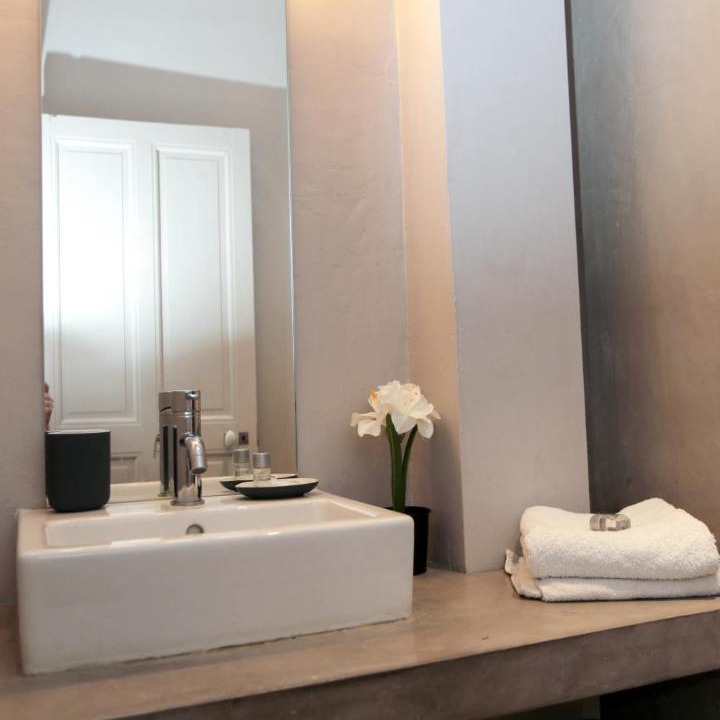 Photo of Bathroom in Avignon City Centre