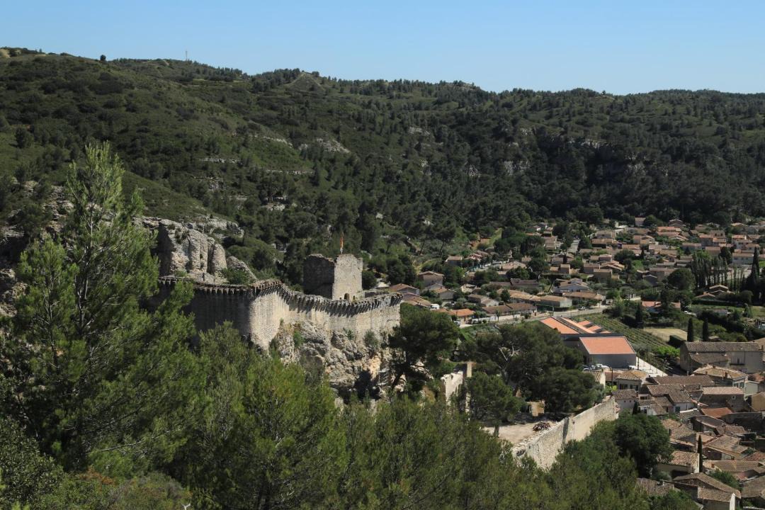 Photo of Buildings in Boulbon