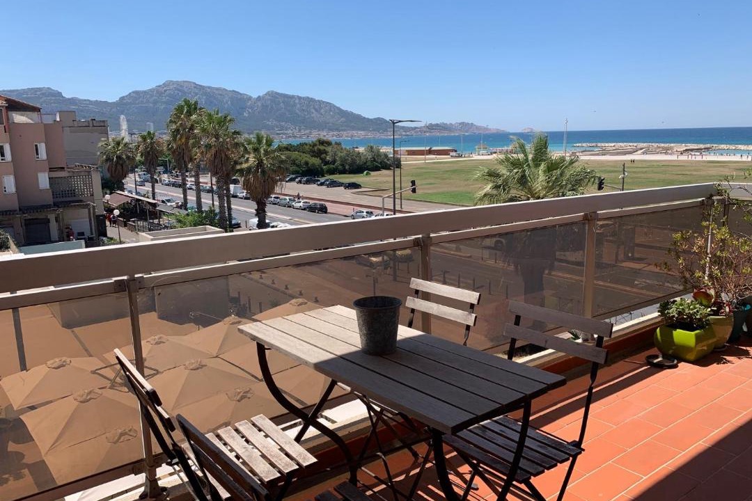 Photo of Patio Balcony in La Plage