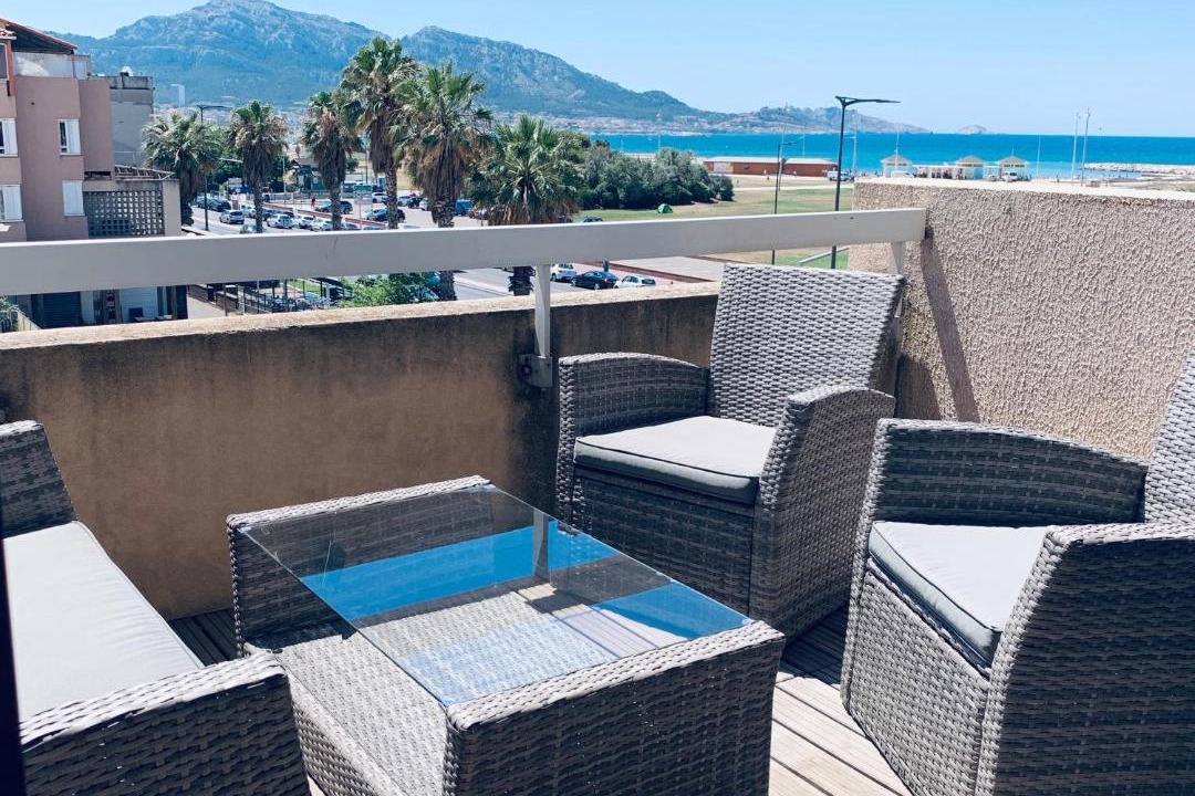 Photo of Patio Balcony in La Plage