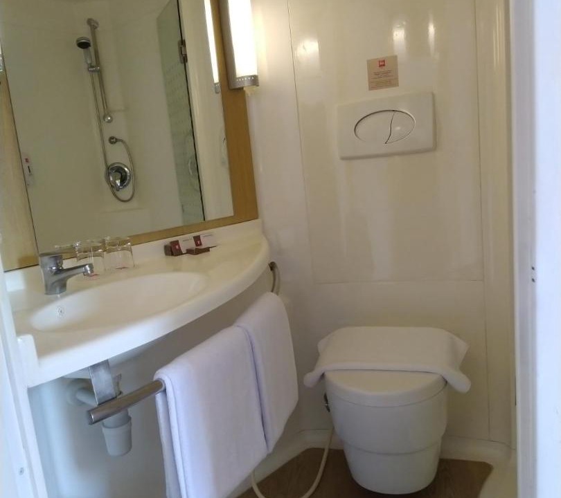 Photo of Bathroom in Tuban