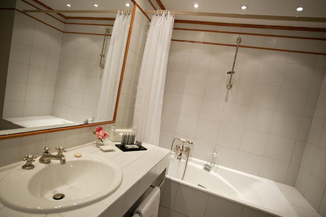 Photo of Bathroom in La Martre