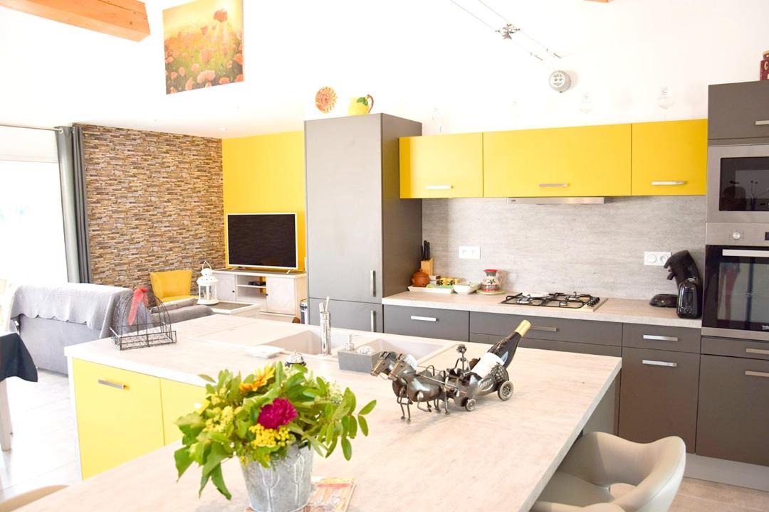 Photo of Kitchen in La Roche-sur-le-Buis