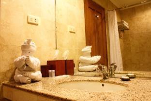 Photo of Bathroom in Tuban