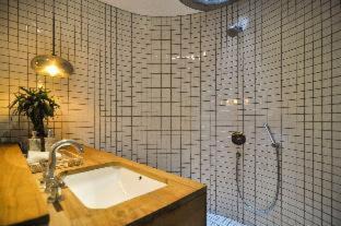 Photo of Bathroom in Tejakula