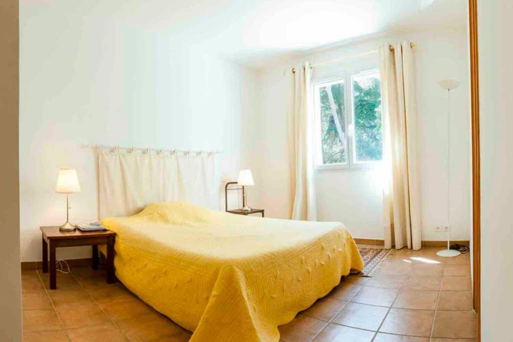 Photo of Bedroom in Carqueiranne
