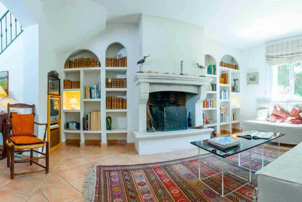 Photo of Livingroom in Carqueiranne