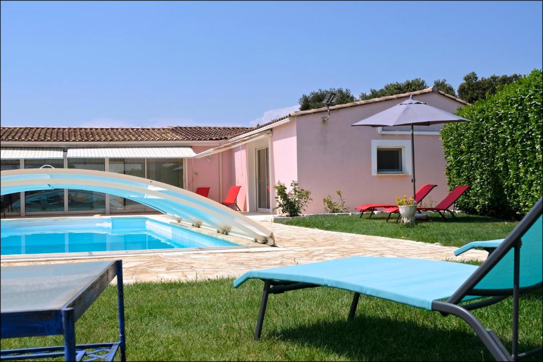 Photo of Outdoor in Grillon