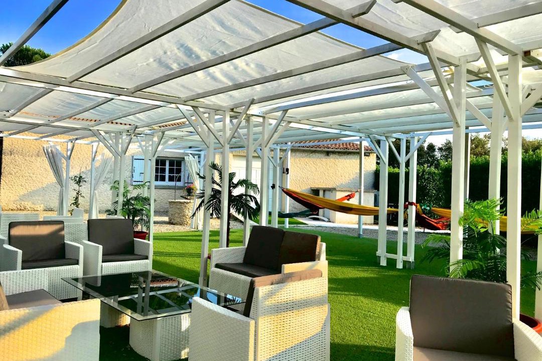 Photo of Patio Balcony in Grillon