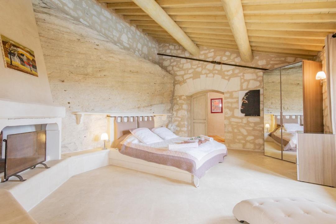 Photo of Bedroom in Les Baux-de-Provence
