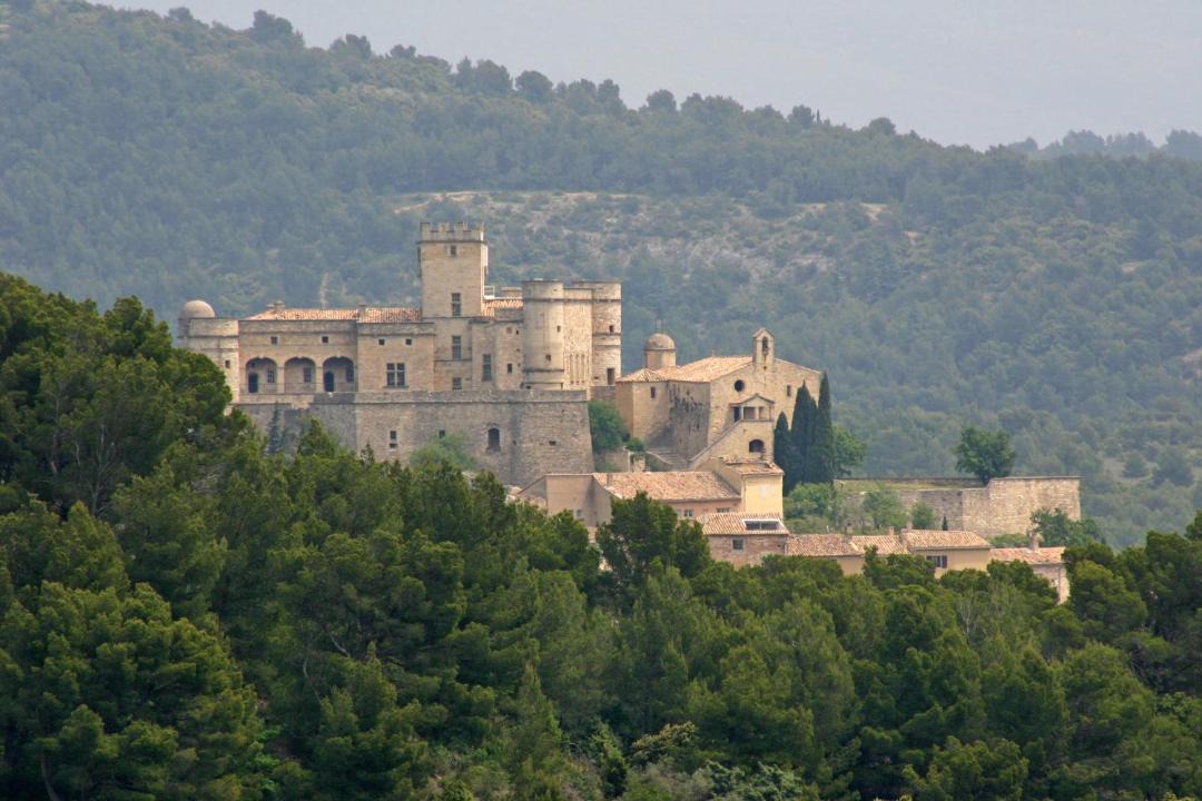 Photo of Buildings in Le Barroux