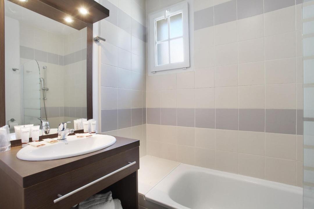 Photo of Bathroom in Cabries