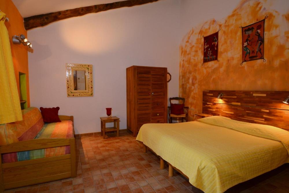 Photo of Others in Cadenet
