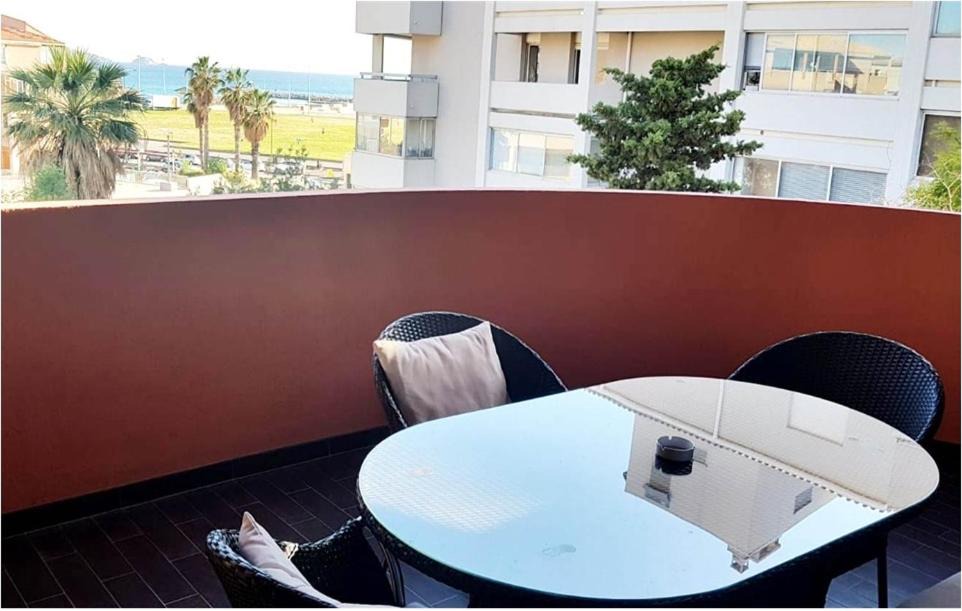 Photo of Patio Balcony in La Plage