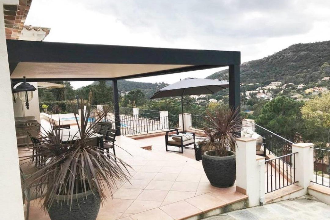 Photo of Patio Balcony in Rayol-Canadel-sur-Mer