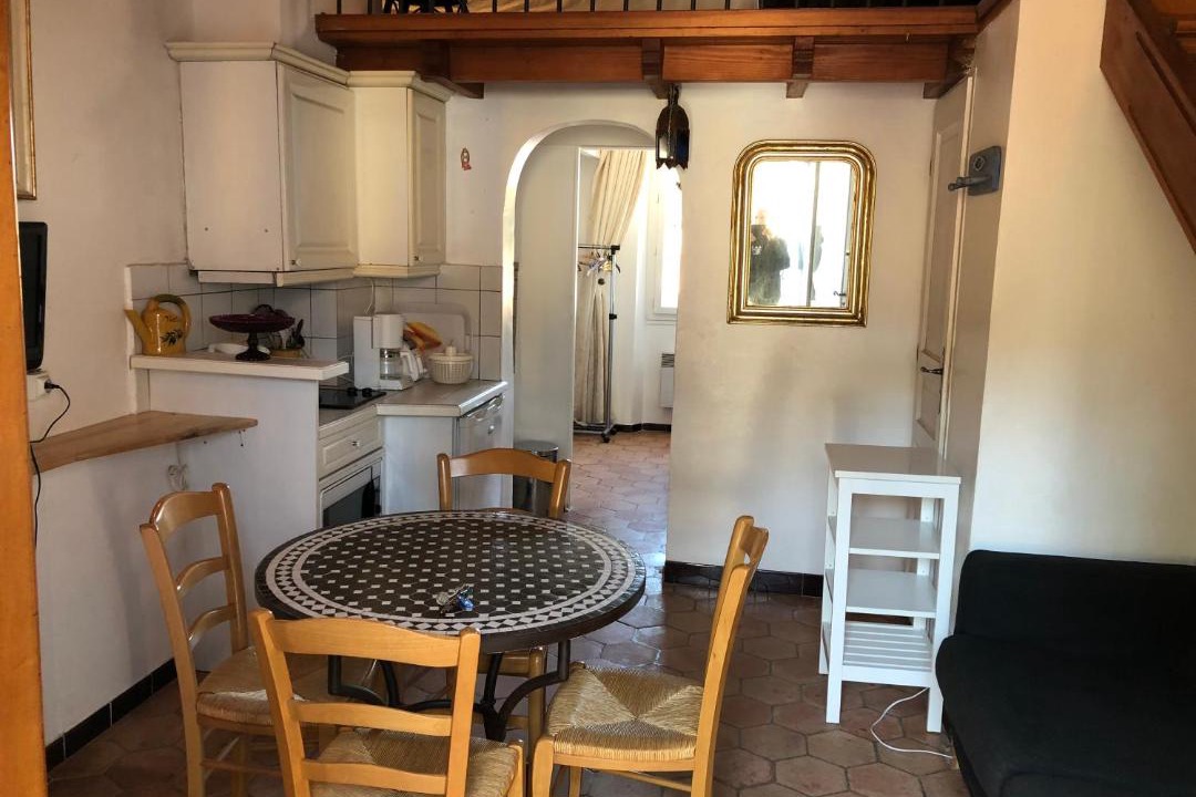 Photo of Kitchen in Porquerolles